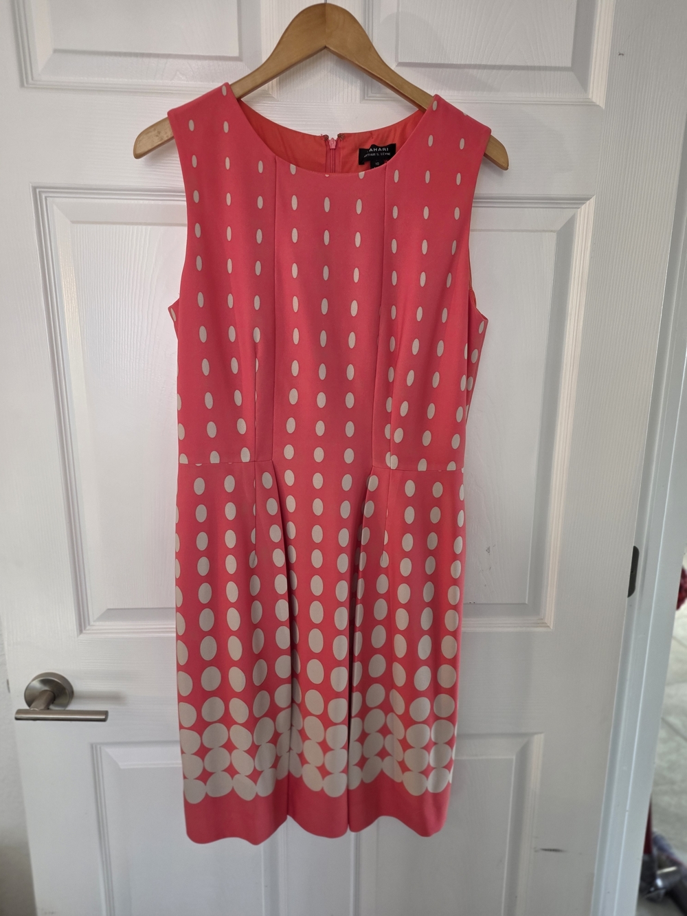 Tahari Polka Dot Sleeveless Sheath Dress - Pink. Size Medium